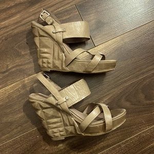Rudsak leather wedge sandals. 37
